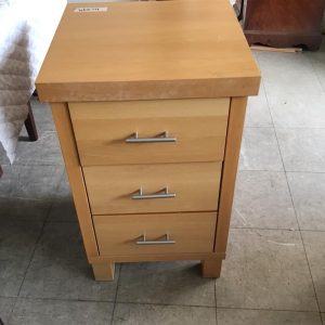 Bedside Cupboard / Table – . / . / . / Pine