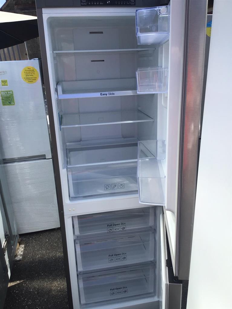 Fridge/Freezer - over 5 ft (3.A1) - RB29FSRNDSA - Samsung / . / . / . - Image 2