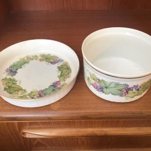 Royal Worcester Vine Harvest flan and souflé dish