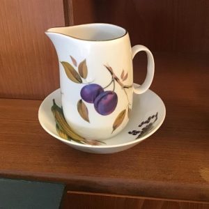 Royal Worcester Evesham Jug & bowl