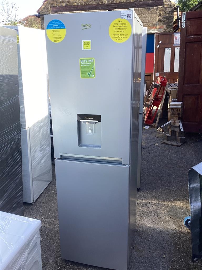 Fridge/Freezer - over 5 ft (3.A1) - CRFG1582DS - Beko / . / . / .