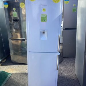 Fridge/Freezer – over 5 ft (2.A) – FFUL1812 – Hotpoint / . / . / .