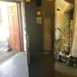 Fridge/Freezer – over 5 ft (2.A) – H7T911TMXH1 – Hotpoint / . / . / .