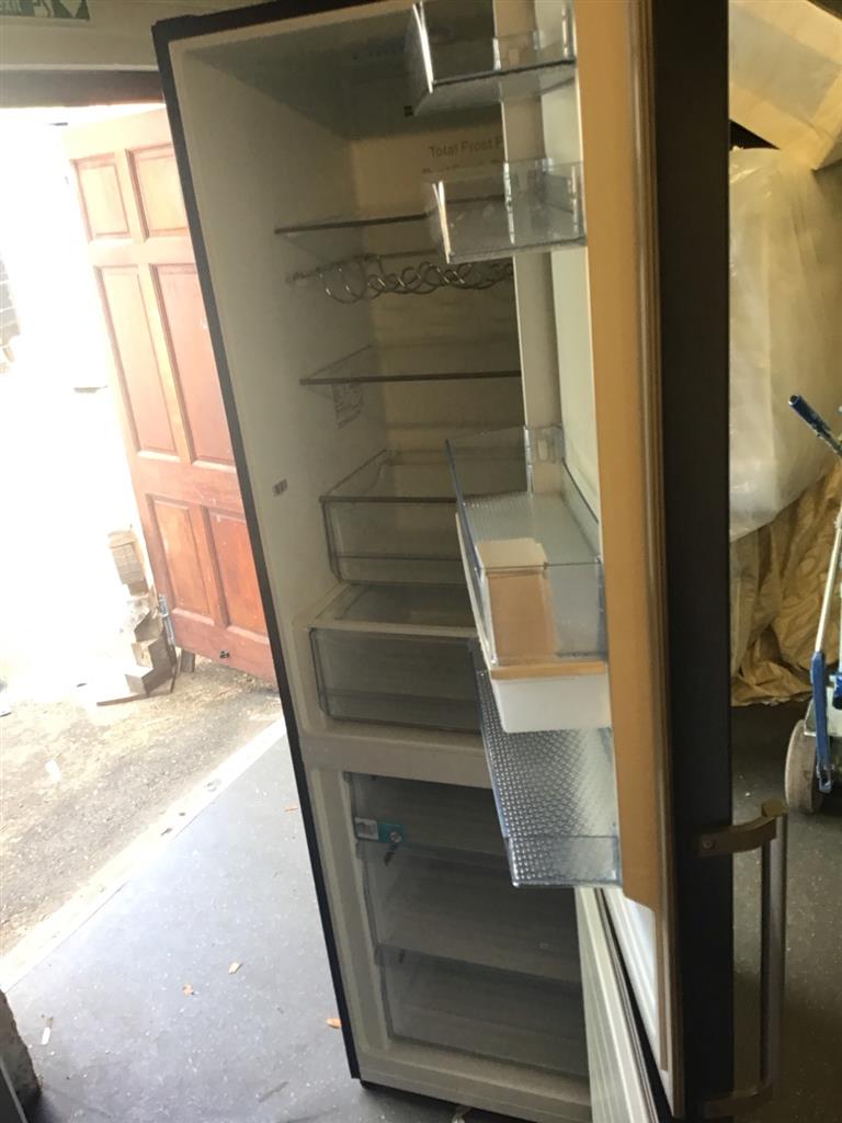 Fridge/Freezer - over 5 ft (3.A1) - KNFD2MT20 - Kenwood / . / . / . - Image 2