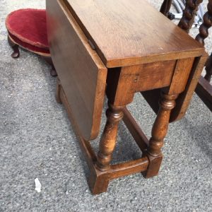 Table Coffee/ Occasional small dropleaf