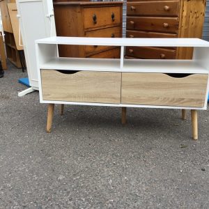 Tv Unit / Hi-Fi Unit