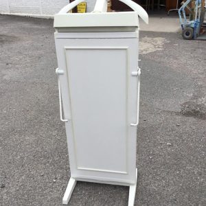 Trouser press