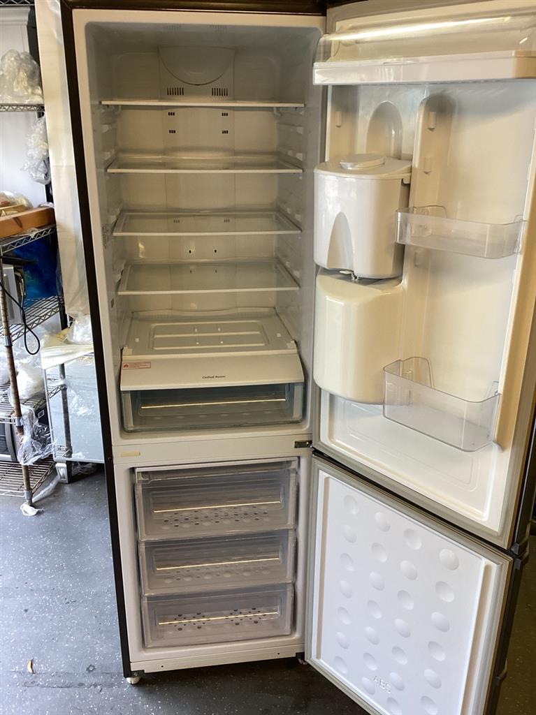 Fridge/Freezer - over 5 ft (2.A) - RL41WGIH - Samsung / . / . / . - Image 2